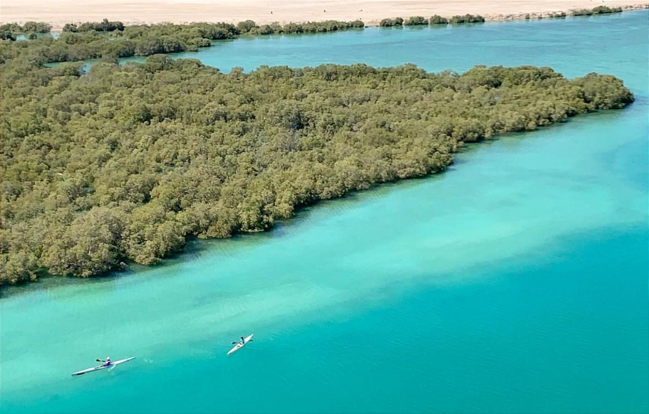 Abu Dhabi Cozy Mangrove View, Seaview 1 Bedroom 1 Partition Apartment Not Hotel Εξωτερικό φωτογραφία