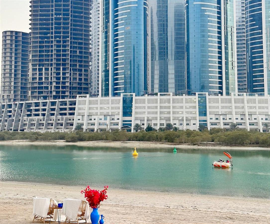 Abu Dhabi Cozy Mangrove View, Seaview 1 Bedroom 1 Partition Apartment Not Hotel Εξωτερικό φωτογραφία