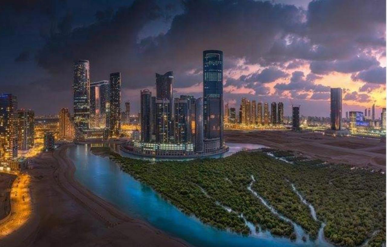 Abu Dhabi Cozy Mangrove View, Seaview 1 Bedroom 1 Partition Apartment Not Hotel Εξωτερικό φωτογραφία